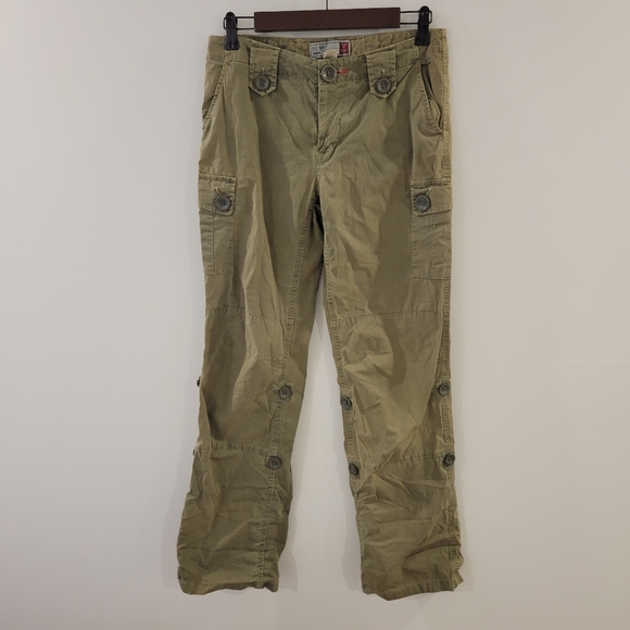 Old navy cargo pants - Picture 1 of 6